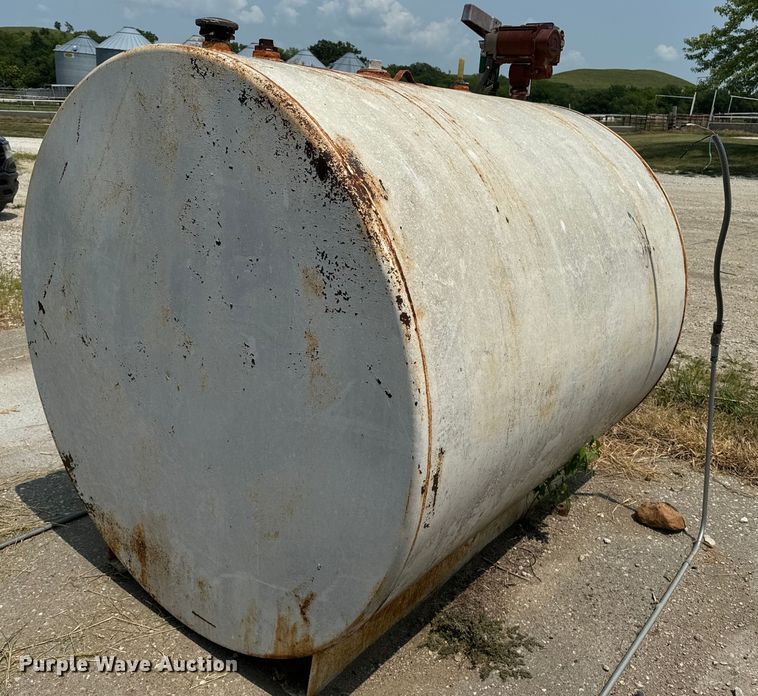 image for item DQ6901 Fuel tank 