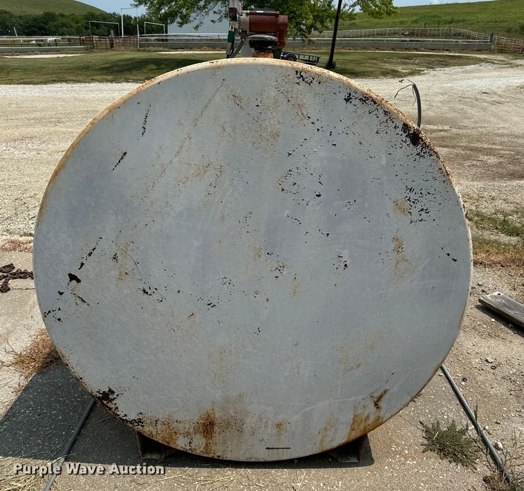 image for item DQ6901 Fuel tank 