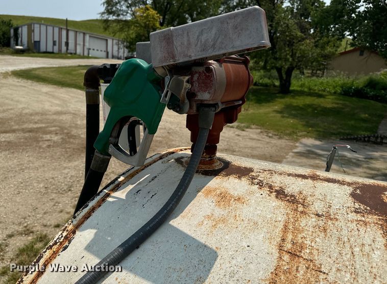 image for item DQ6901 Fuel tank 