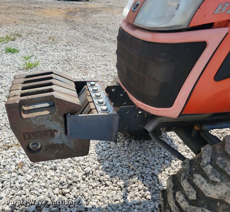 image for item DR4323 Kubota B2320 MFWD tractor