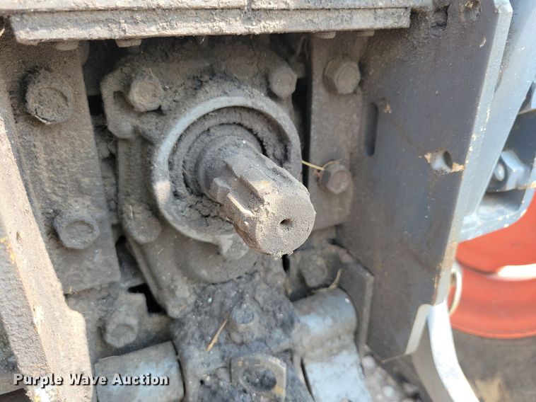 image for item DR4323 Kubota B2320 MFWD tractor