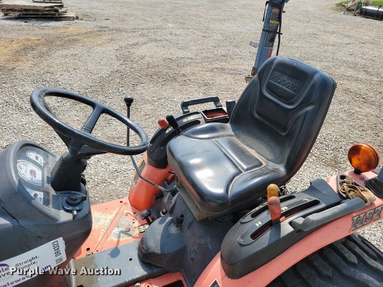 image for item DR4323 Kubota B2320 MFWD tractor