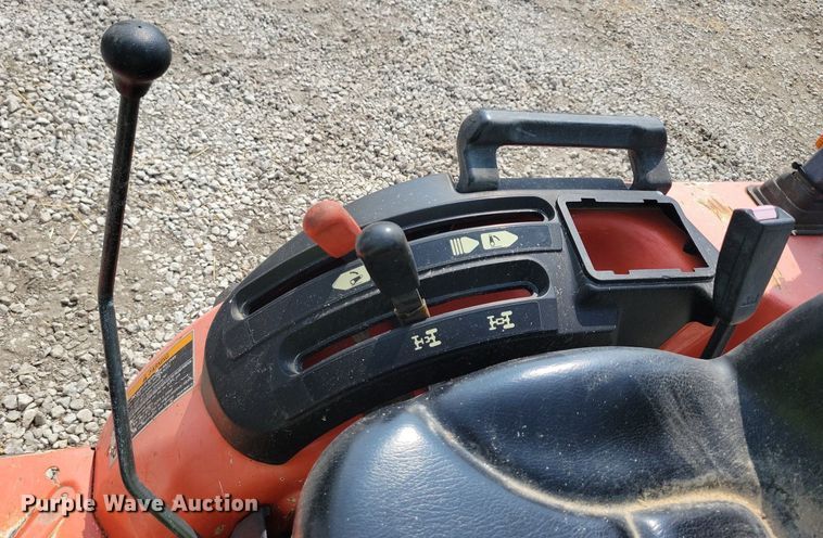 image for item DR4323 Kubota B2320 MFWD tractor