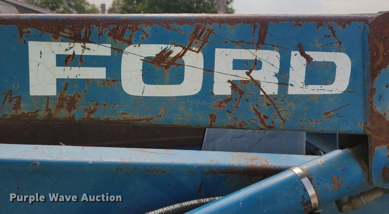 image for item DR4324 Ford 3930 tractor