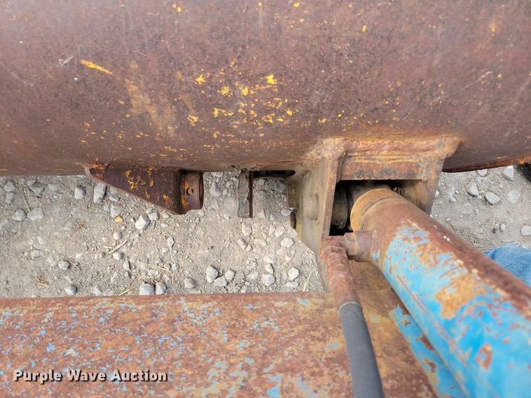 image for item DR4324 Ford 3930 tractor