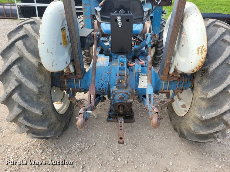 image for item DR4324 Ford 3930 tractor