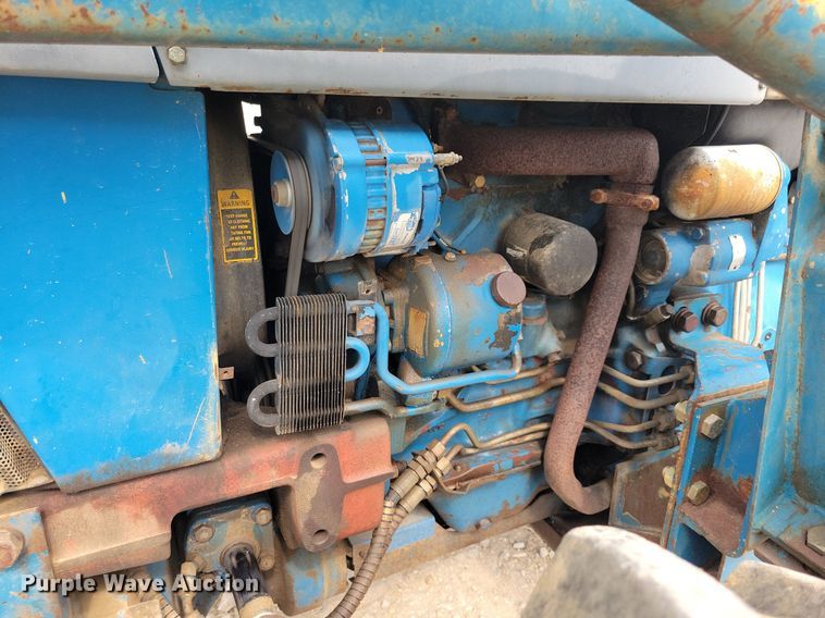 image for item DR4324 Ford 3930 tractor