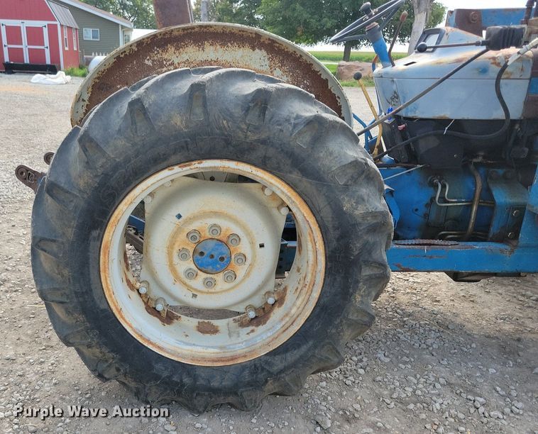 image for item DR4324 Ford 3930 tractor