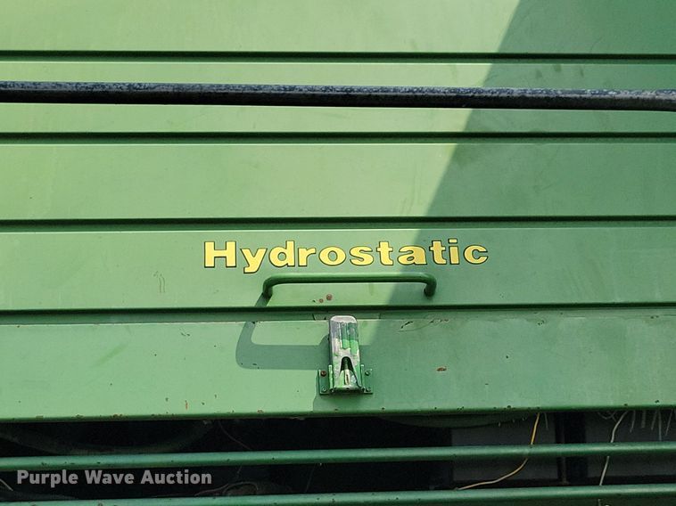 image for item DR4325 1984 John Deere Turbo 7720 combine