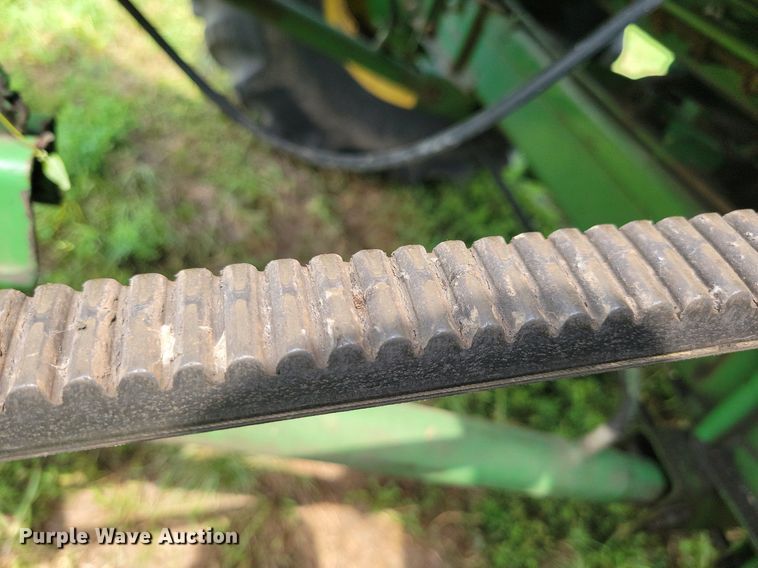 image for item DR4325 1984 John Deere Turbo 7720 combine