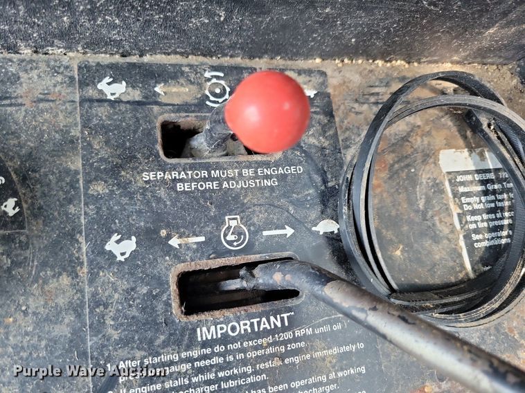 image for item DR4325 1984 John Deere Turbo 7720 combine