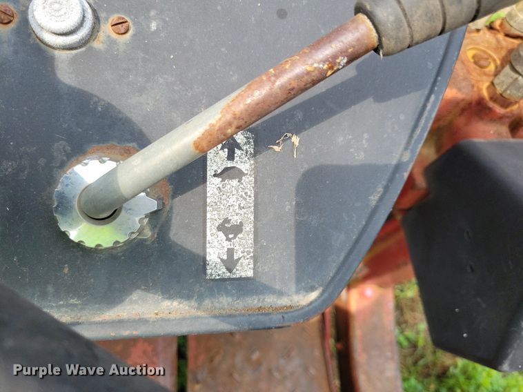 image for item DR4327 1975 International Harvester 574D tractor