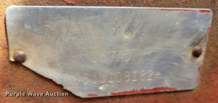 image for item DR4327 1975 International Harvester 574D tractor