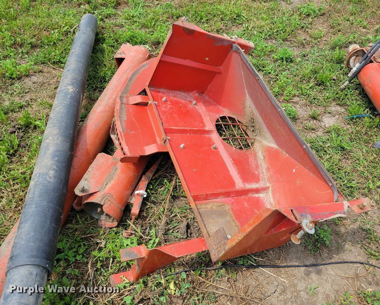 image for item DR4331 (2) Westfield gravity wagon augers