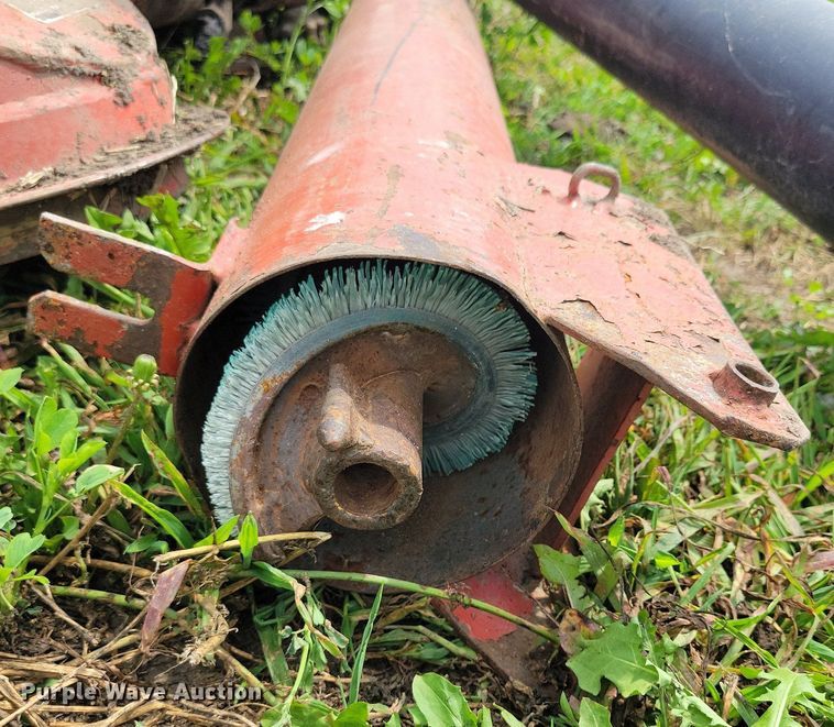 image for item DR4331 (2) Westfield gravity wagon augers