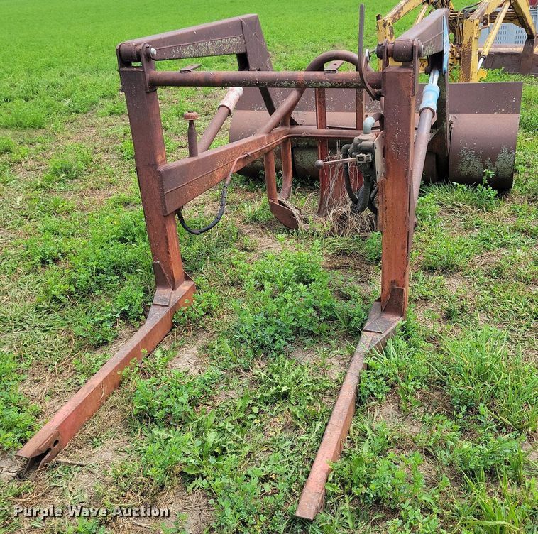 image for item DR4334 Ford 19-118 loader