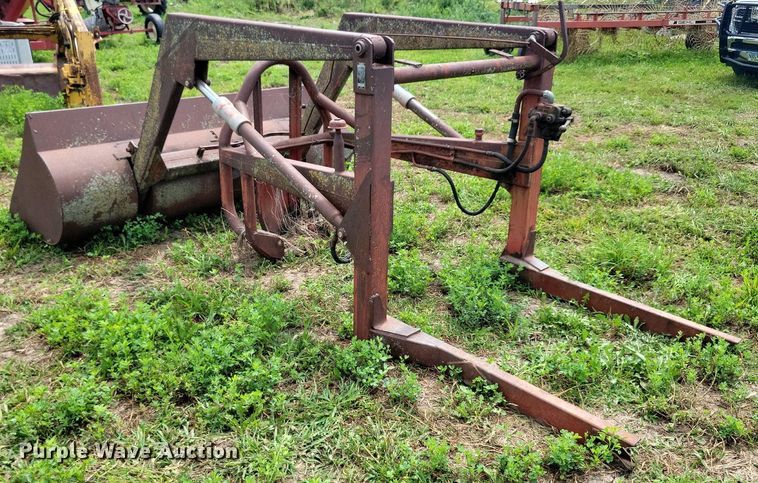 image for item DR4334 Ford 19-118 loader