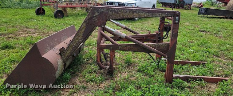image for item DR4334 Ford 19-118 loader