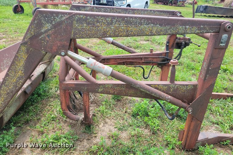 image for item DR4334 Ford 19-118 loader