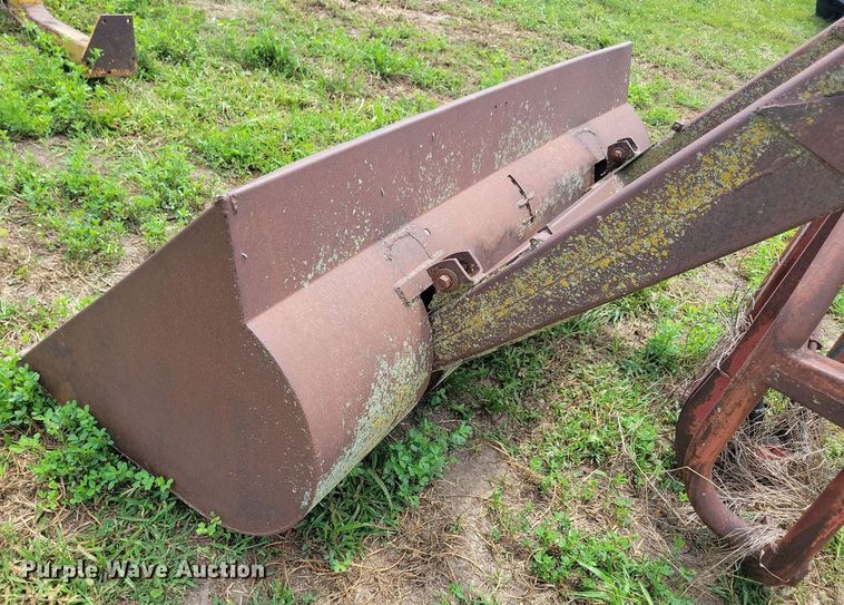 image for item DR4334 Ford 19-118 loader