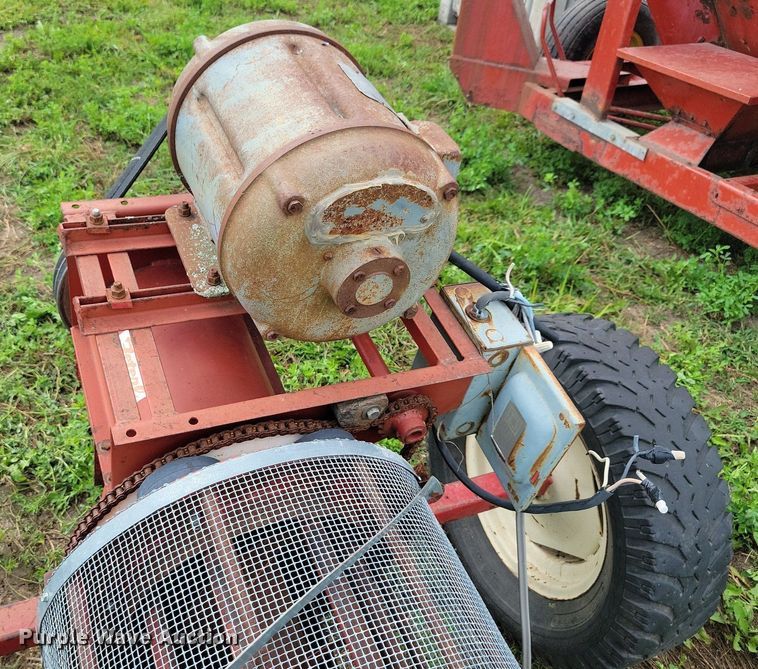 image for item DR4339 Feterl 85 rotary screen grain cleaner