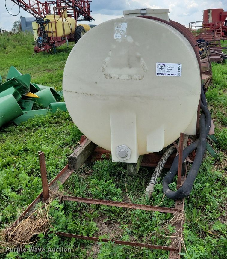 image for item DR4345 Poly tank