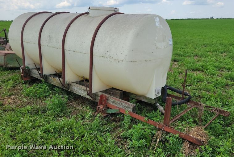 image for item DR4345 Poly tank