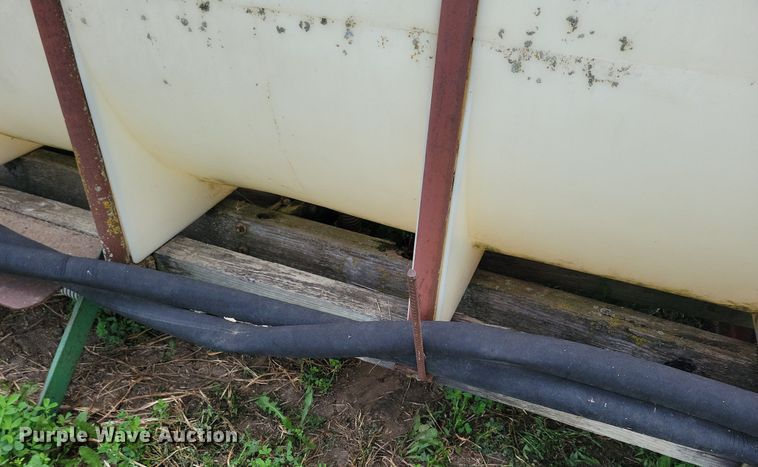 image for item DR4345 Poly tank