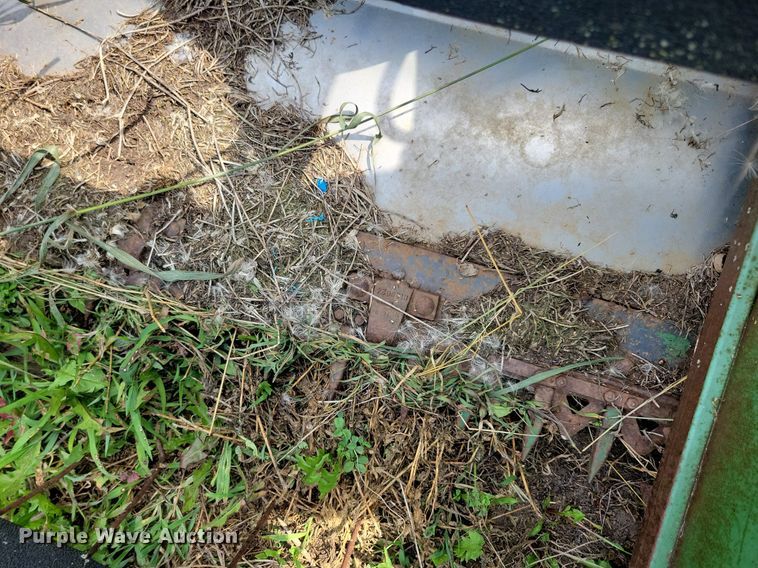 image for item DR4347 John Deere 216 rigid head