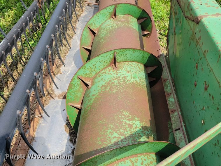 image for item DR4348 John Deere  916 rigid head