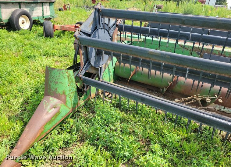 image for item DR4348 John Deere  916 rigid head