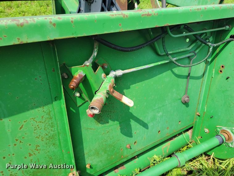 image for item DR4348 John Deere  916 rigid head