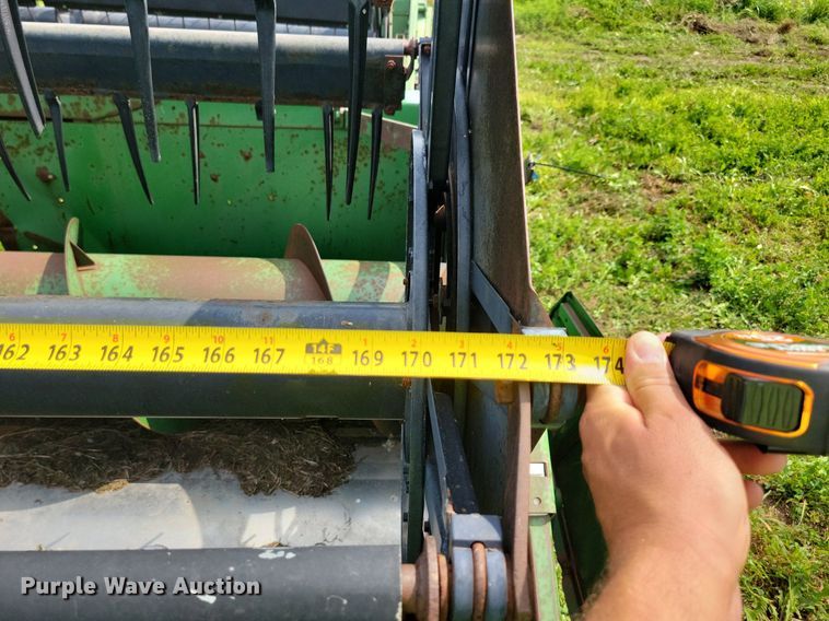 image for item DR4348 John Deere  916 rigid head