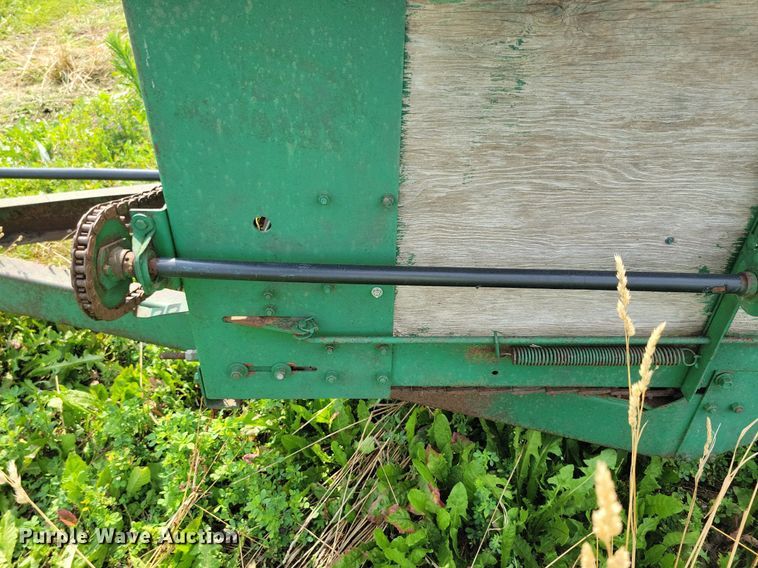 image for item DR4349 Badger BN 200 manure spreader