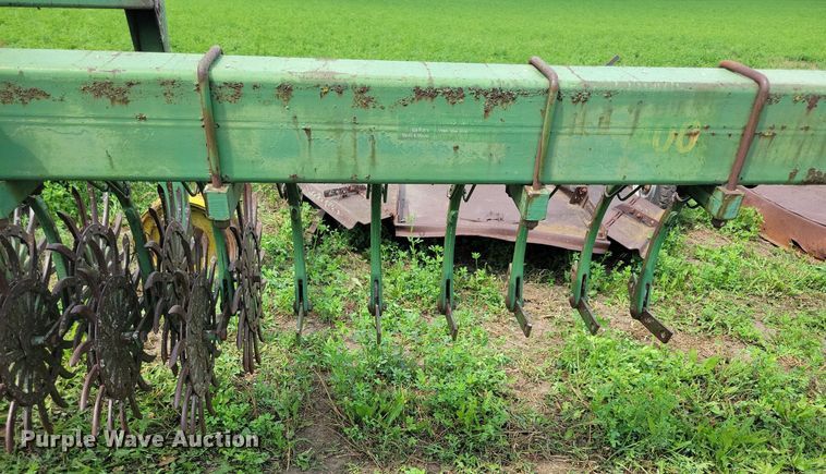 image for item DR4351 John Deere E0400 rotary hoe