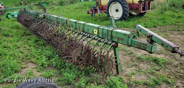 image for item DR4351 John Deere E0400 rotary hoe