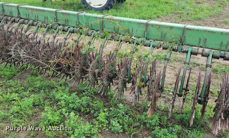 image for item DR4351 John Deere E0400 rotary hoe