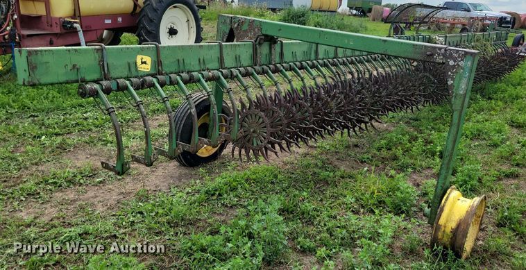 image for item DR4351 John Deere E0400 rotary hoe