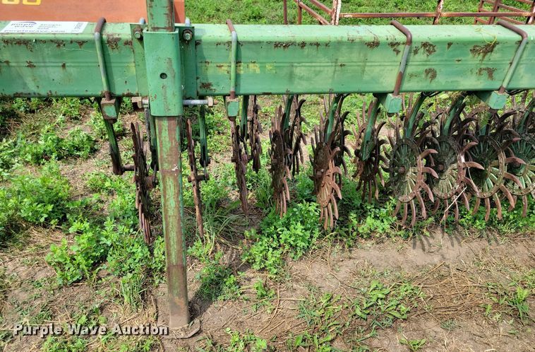 image for item DR4351 John Deere E0400 rotary hoe