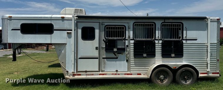 image for item DU3018 2004 Adams horse trailer