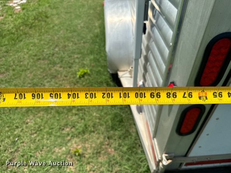 image for item DU3018 2004 Adams horse trailer