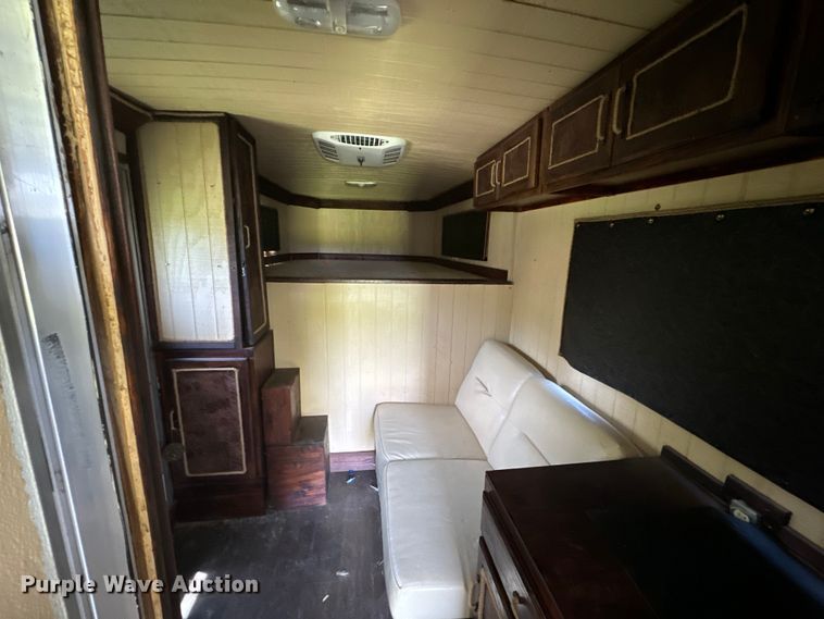 image for item DU3018 2004 Adams horse trailer