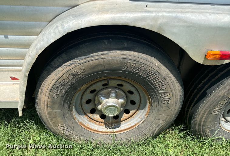 image for item DU3018 2004 Adams horse trailer