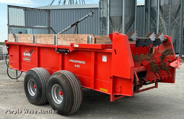 image for item DX0929 Kuhn Knight Prospread 1140 manure spreader