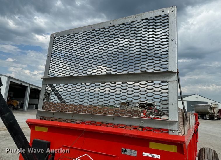 image for item DX0929 Kuhn Knight Prospread 1140 manure spreader