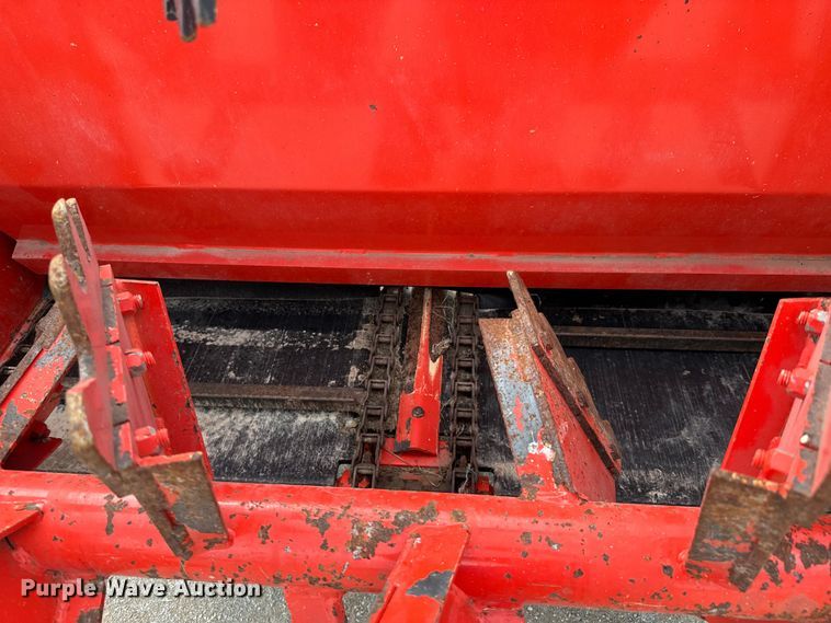 image for item DX0929 Kuhn Knight Prospread 1140 manure spreader