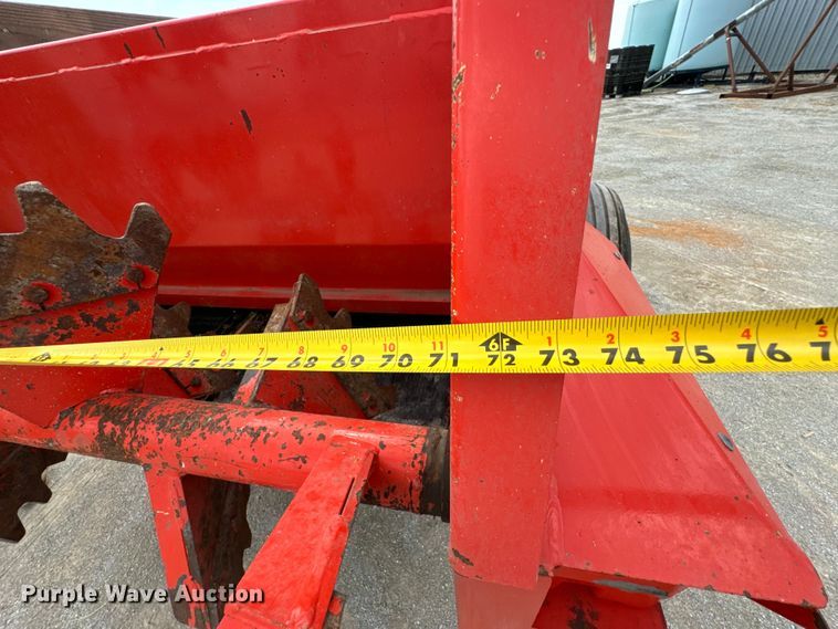image for item DX0929 Kuhn Knight Prospread 1140 manure spreader