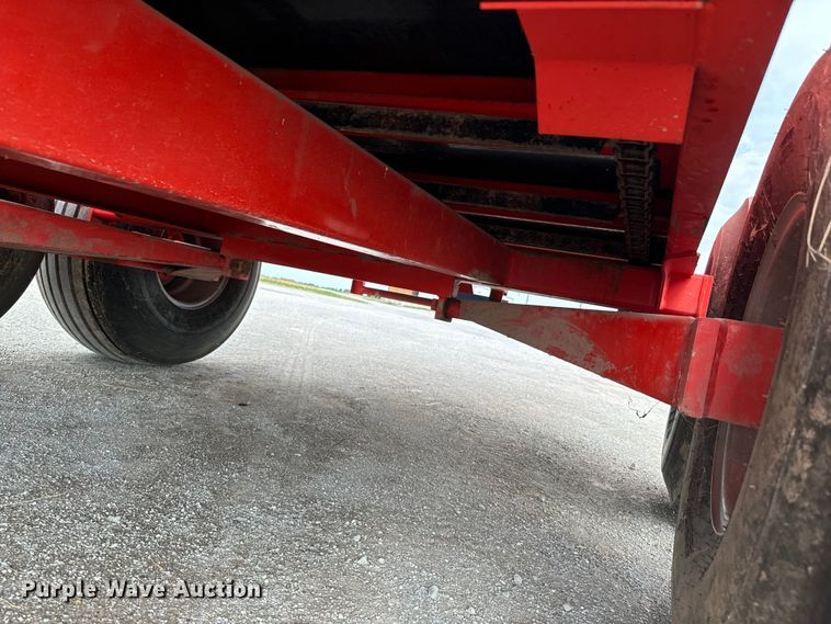 image for item DX0929 Kuhn Knight Prospread 1140 manure spreader