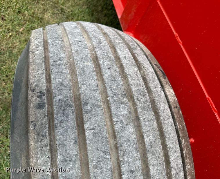 image for item DX0929 Kuhn Knight Prospread 1140 manure spreader