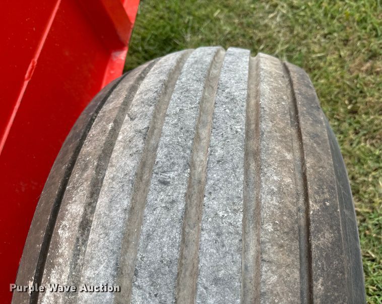 image for item DX0929 Kuhn Knight Prospread 1140 manure spreader